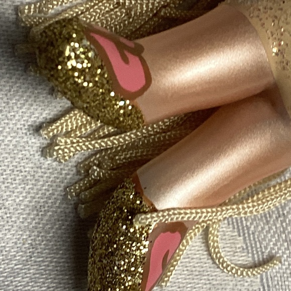 DOLLS OF ELEGANCE. ORNAMENT. . BEAUTIFUL RARE 🌹 FLAPPER - Picture 5 of 10